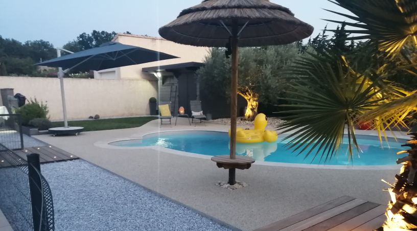 IMG_20210809_211044_resized_20220216_031004058 copie decoupe de pierres et carrelages Sud-Est-faconnage de dalles Sud-Est-gres cerame Vaucluse-pierre naturelle Vaucluse-amenagement exterieur et interieur Sud-Est-carrelages sur-mesure Sud-Est