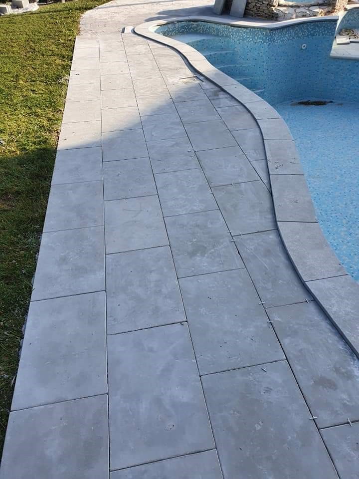 decoupe de pierres et carrelages Sud-Est-faconnage de dalles Sud-Est-gres cerame Vaucluse-pierre naturelle Vaucluse-amenagement exterieur et interieur Sud-Est-carrelages sur-mesure Sud-Est