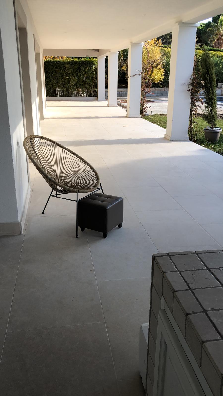 decoupe de pierres et carrelages Sud-Est-faconnage de dalles Sud-Est-gres cerame Vaucluse-pierre naturelle Vaucluse-amenagement exterieur et interieur Sud-Est-carrelages sur-mesure Sud-Est