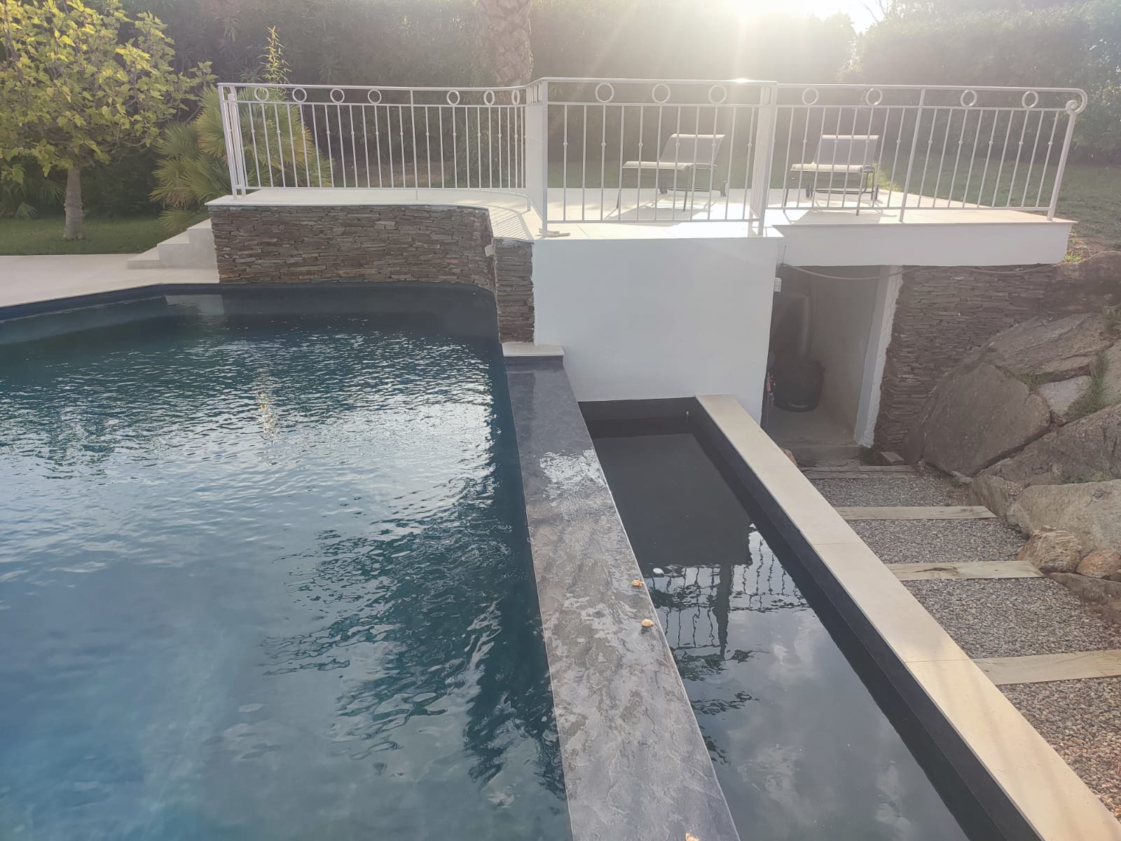 decoupe de pierres et carrelages Sud-Est-faconnage de dalles Sud-Est-gres cerame Vaucluse-pierre naturelle Vaucluse-amenagement exterieur et interieur Sud-Est-carrelages sur-mesure Sud-Est